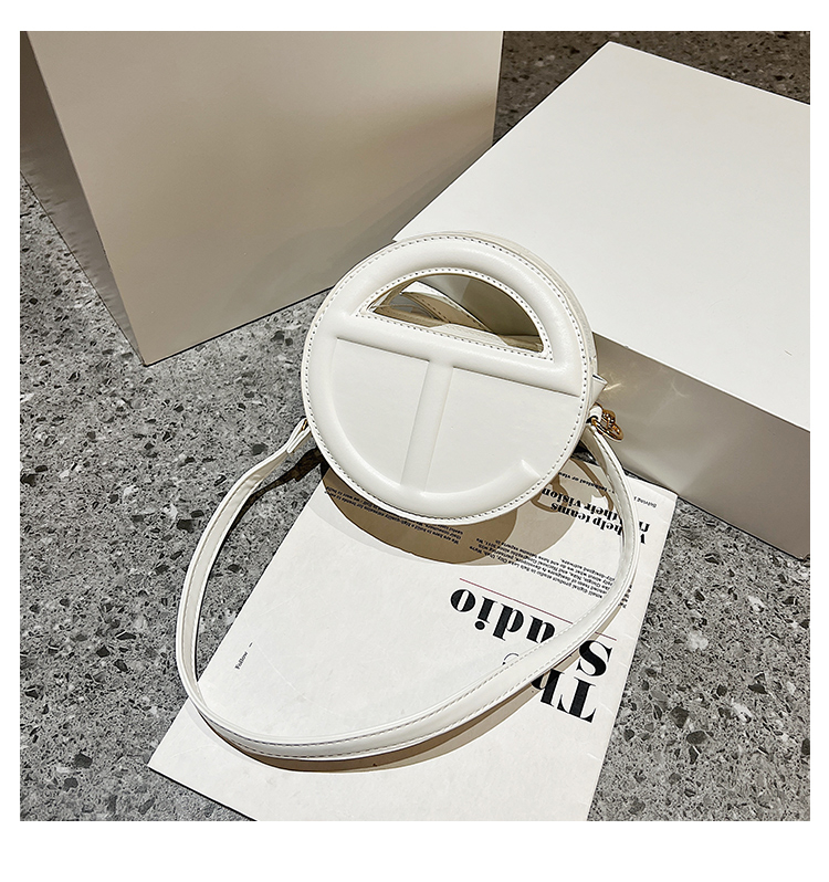 Women Stylish PU Leather Round Handbag for supplier
